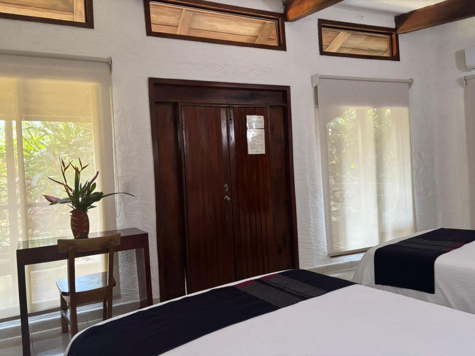 פלנקה Hotel La Aldea Del Halach Huinic חדר תמונה