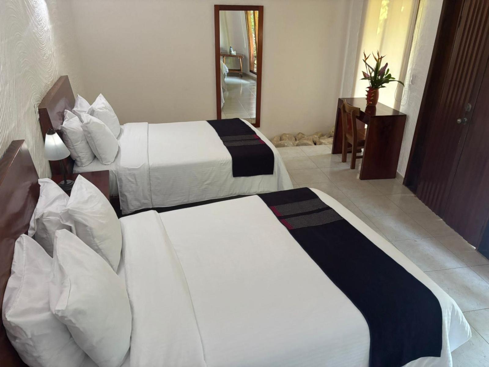 פלנקה Hotel La Aldea Del Halach Huinic מראה חיצוני תמונה